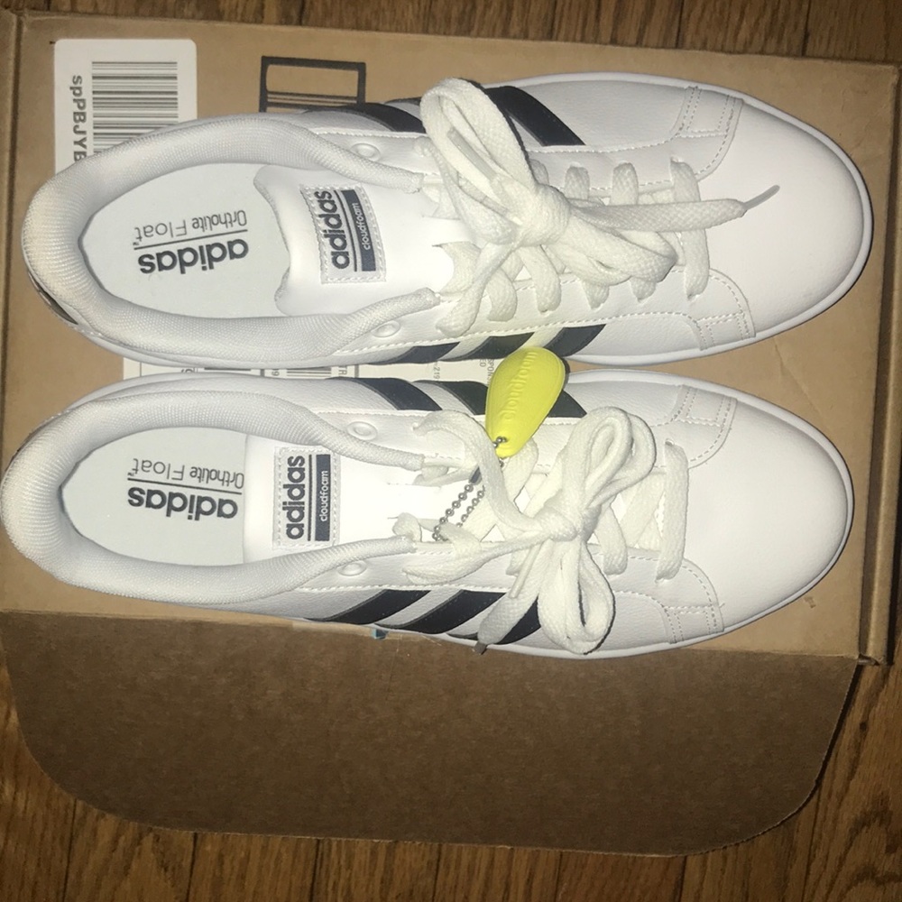 Adidas Sneakers Classics